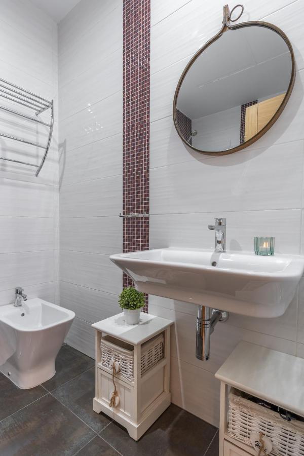 Tuguest Postigo II Catedral Apartment - Free Parking Granada Esterno foto