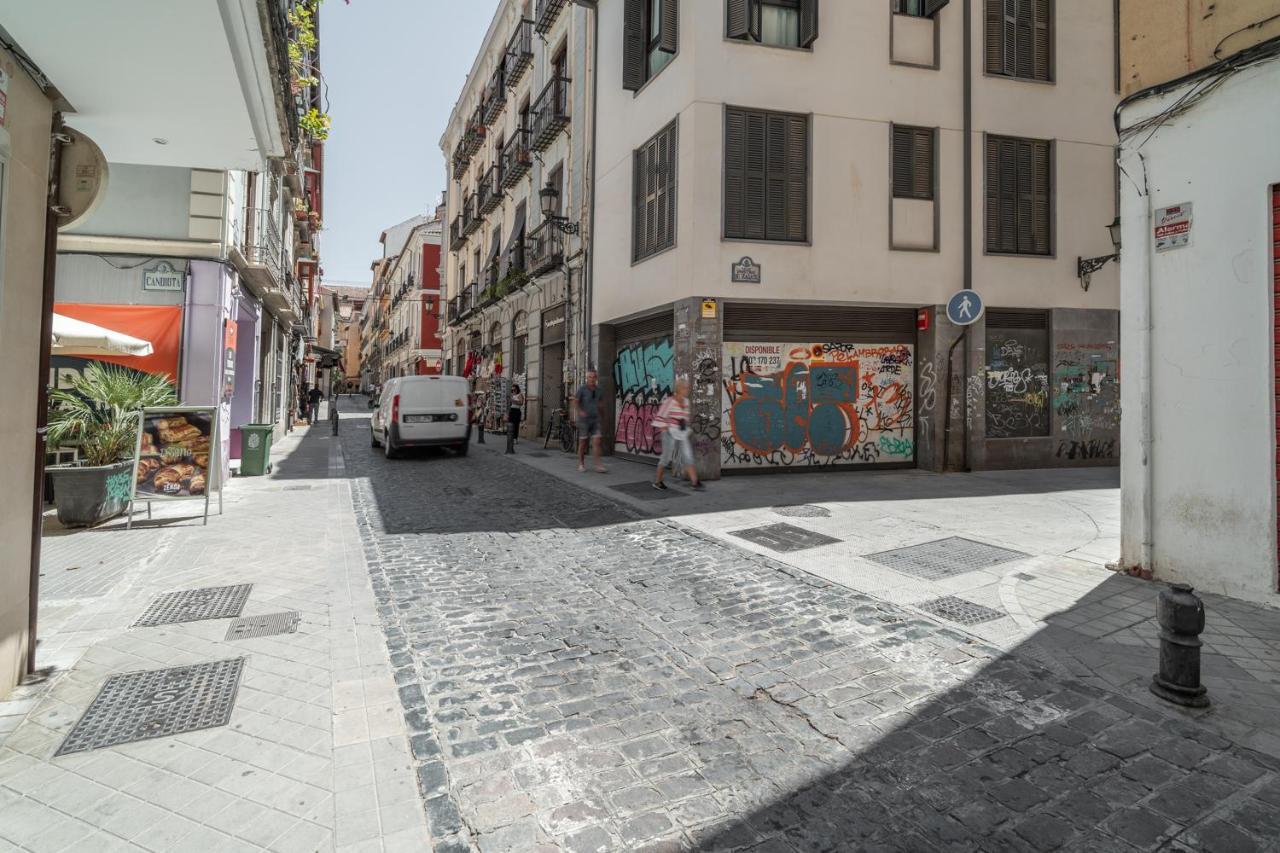 Tuguest Postigo II Catedral Apartment - Free Parking Granada Esterno foto